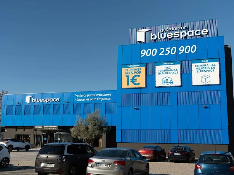 Bluespace Alcobendas en Carr. de Fuencarral, 20, 28108 Alcobendas, Madrid, España - Imagen 1