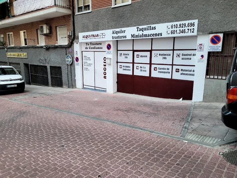 ALQUITRAS en C. de Zamora, 2, 28100 Alcobendas, Madrid, España - Imagen 1