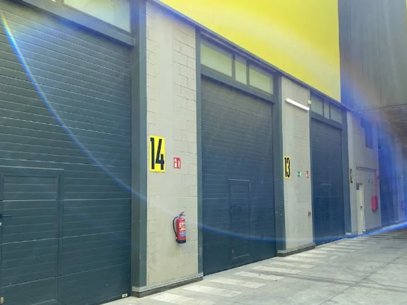 Alquiler de trasteros en Madrid | Un Trastero en C. de la Acebeda, 1, Villaverde, 28021 Madrid, España - Imagen 4