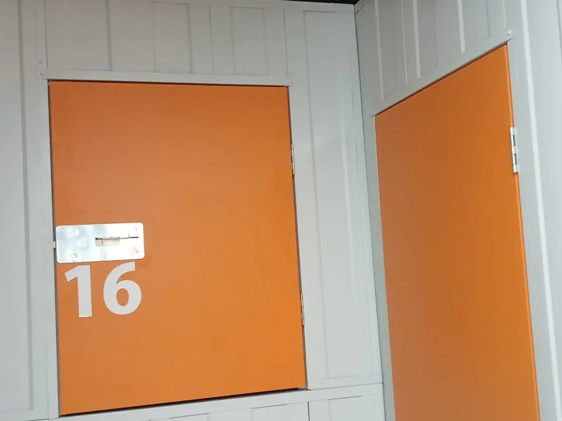 Trasteros Naranja San Sebastián de los Reyes en Av. de Colmenar Viejo, 32, 28701 San Sebastián de los Reyes, Madrid, España - Imagen 4