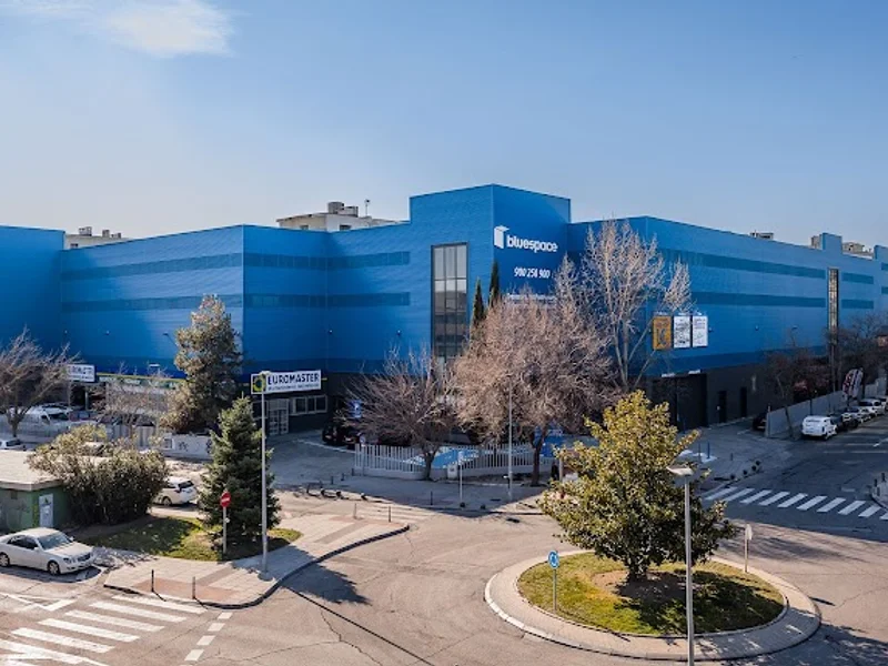 Bluespace San Sebastián de los Reyes en C. Lanzarote, 14, 28703 San Sebastián de los Reyes, Madrid, España - Imagen 1