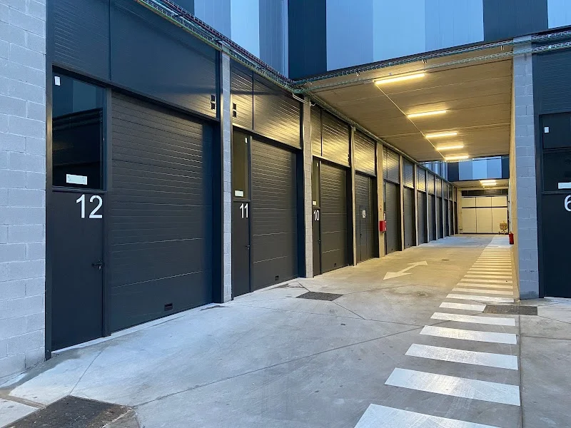 Naves pequeñas en alquiler | Un trastero en C. San Mames, 36, Villaverde, 28021 Madrid, España - Imagen 3