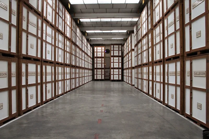 Trastero F. Gallegos | Mudanzas y Guardamuebles en C. de Cartagena, 76, Salamanca, 28028 Madrid, España - MejorTrastero