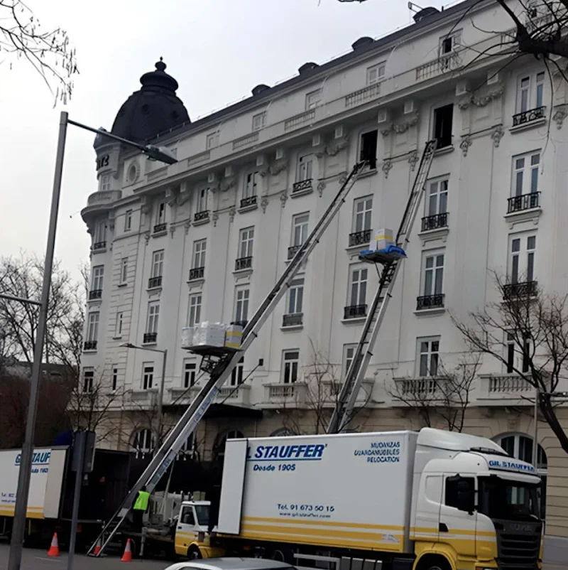 Gil Stauffer | Mudanzas y Guardamuebles Madrid en 1º B, Calle del Príncipe de Vergara, 257, Chamartín, 28016 Madrid, España - Imagen 3