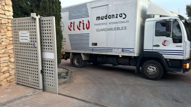 Mudanzas El Cid en C/ Gabriel Lobo, 5, Chamartín, 28002 Madrid, España - Imagen 4