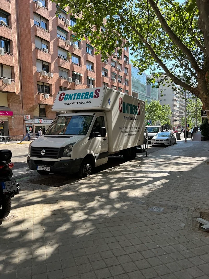 Mudanzas y Guardamuebles Contreras en C. de Fco. Villaespesa, 73, LOCAL, Cdad. Lineal, 28017 Madrid, España - Imagen 3