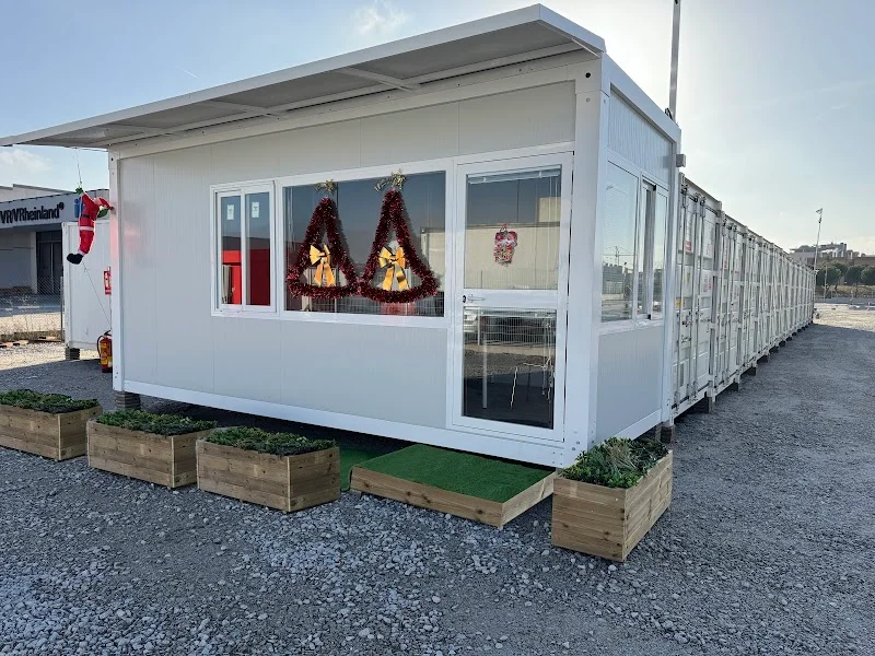 Trastering Móstoles-Alcorcón - Alquiler de Trasteros Almacenes y Guardamuebles en Av. de la Reguera, 12, 28936 Móstoles, Madrid, España - Imagen 4