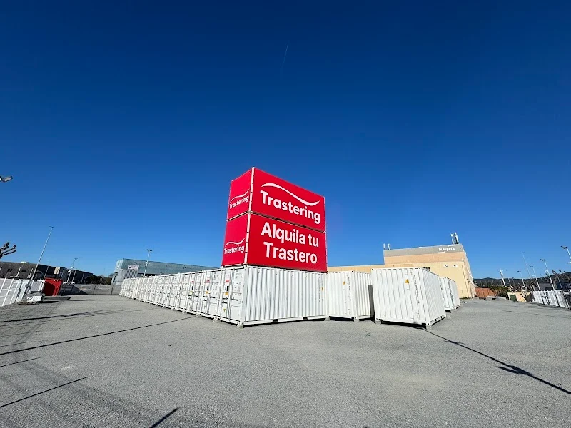 Trastering Móstoles-Alcorcón - Alquiler de Trasteros Almacenes y Guardamuebles en Av. de la Reguera, 12, 28936 Móstoles, Madrid, España - Imagen 5