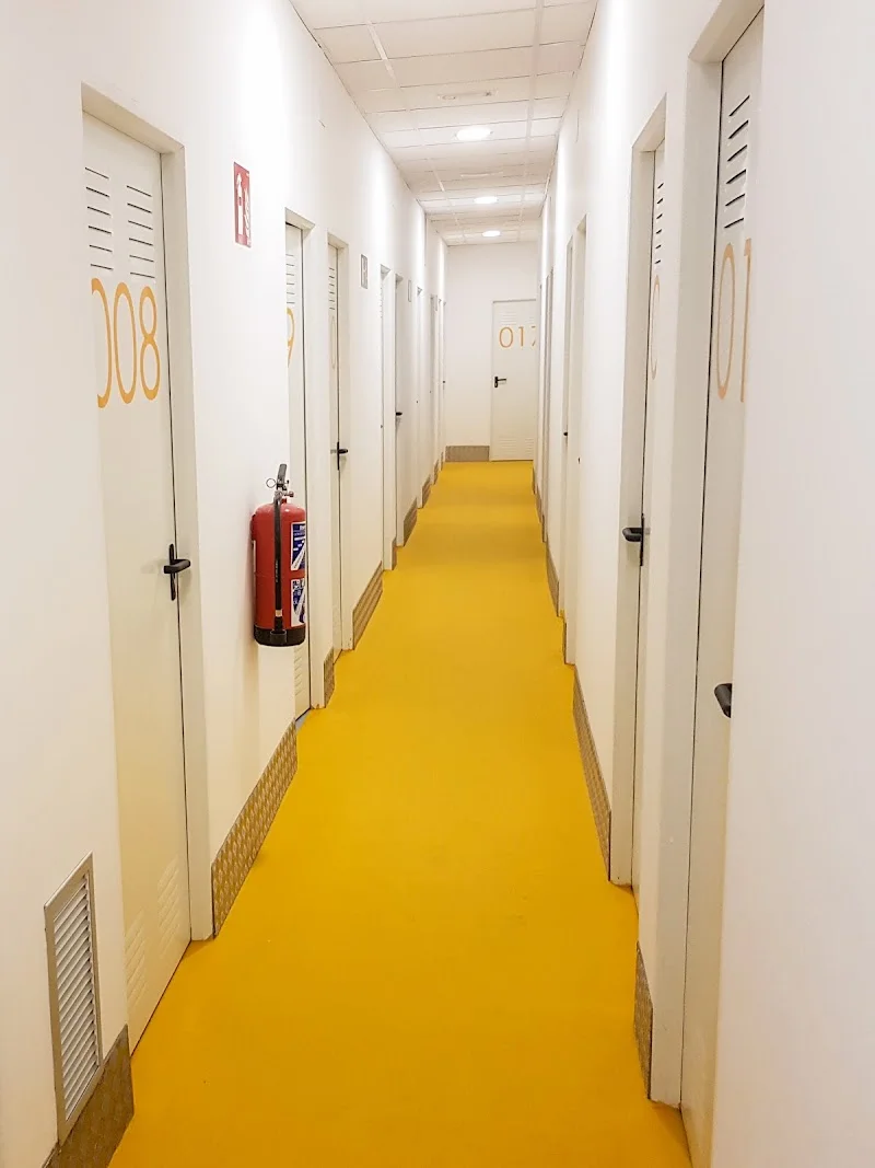 Temples Trasteros - RedTras en C. Montero, 33, 28934 Móstoles, Madrid, España - Imagen 2