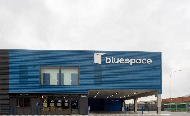 Bluespace Móstoles en P.º de Arroyomolinos, 67, 28938 Móstoles, Madrid, España - Imagen 3