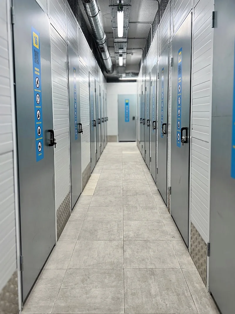 Trasterox en C. Badajoz, 3, 28931 Móstoles, Madrid, España - Imagen 2