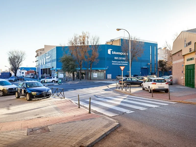 Bluespace Vallecas Ensanche en C. Casas de Miravete, 20, Vallecas, 28031 Madrid, España - Imagen 4