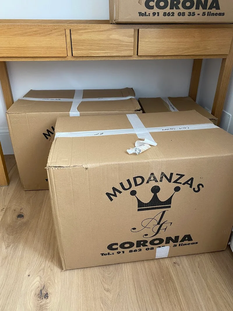 Mudanzas Corona - Mudanzas y guardamuebles en Av. de Portugal, 8, 28932 Móstoles, Madrid, España - Imagen 4