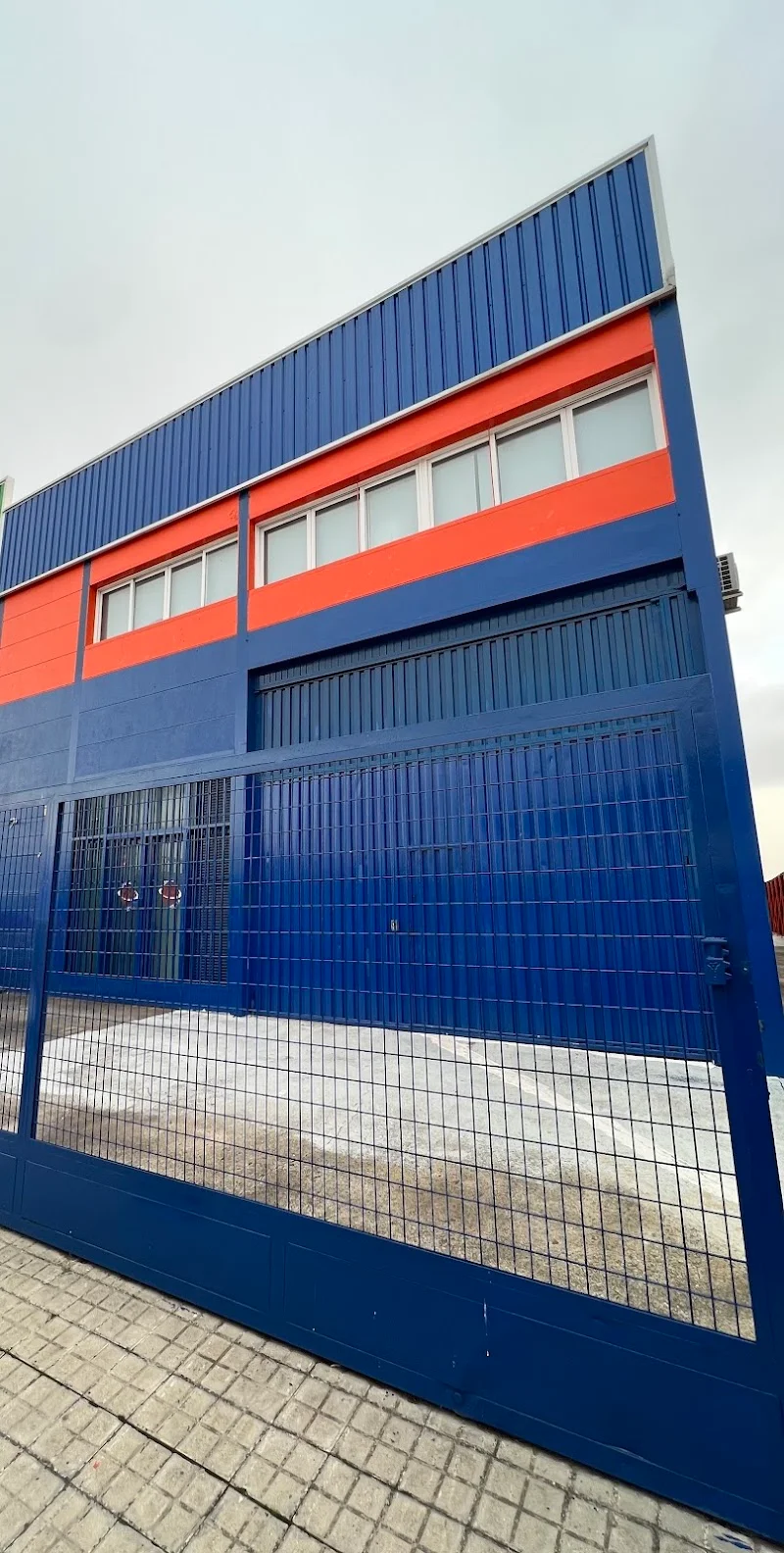 Guardamuebles y Trasteros MCastilla en C. Pto. Navacerrada, 55, 28935 Móstoles, Madrid, España - Imagen 5