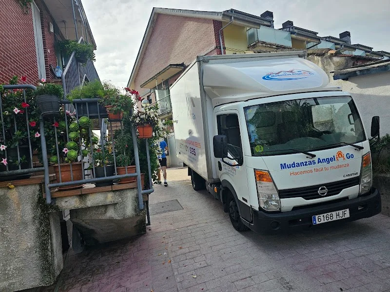 Mudanzas Angel Go en C. Puerto Real, 5, 28935 Móstoles, Madrid, España - Imagen 1