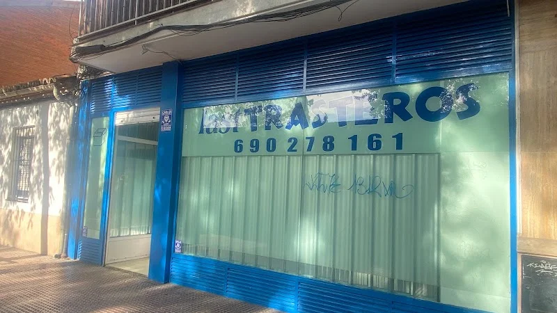 L. Trasteros Alcala en C. Giner de los Ríos, 2, 28804 Alcalá de Henares, Madrid, España - Imagen 1