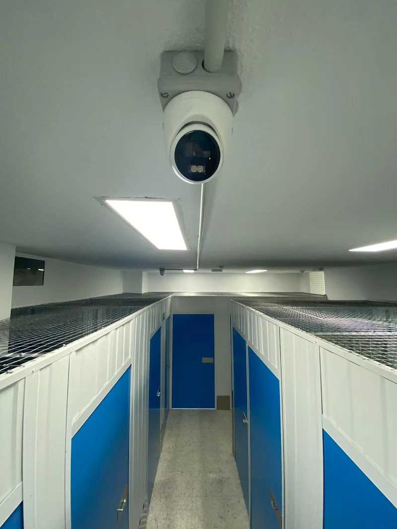 Tu Trastero Cercano en C. Beatriz Galindo, 2, 28803 Alcalá de Henares, Madrid, España - Imagen 3