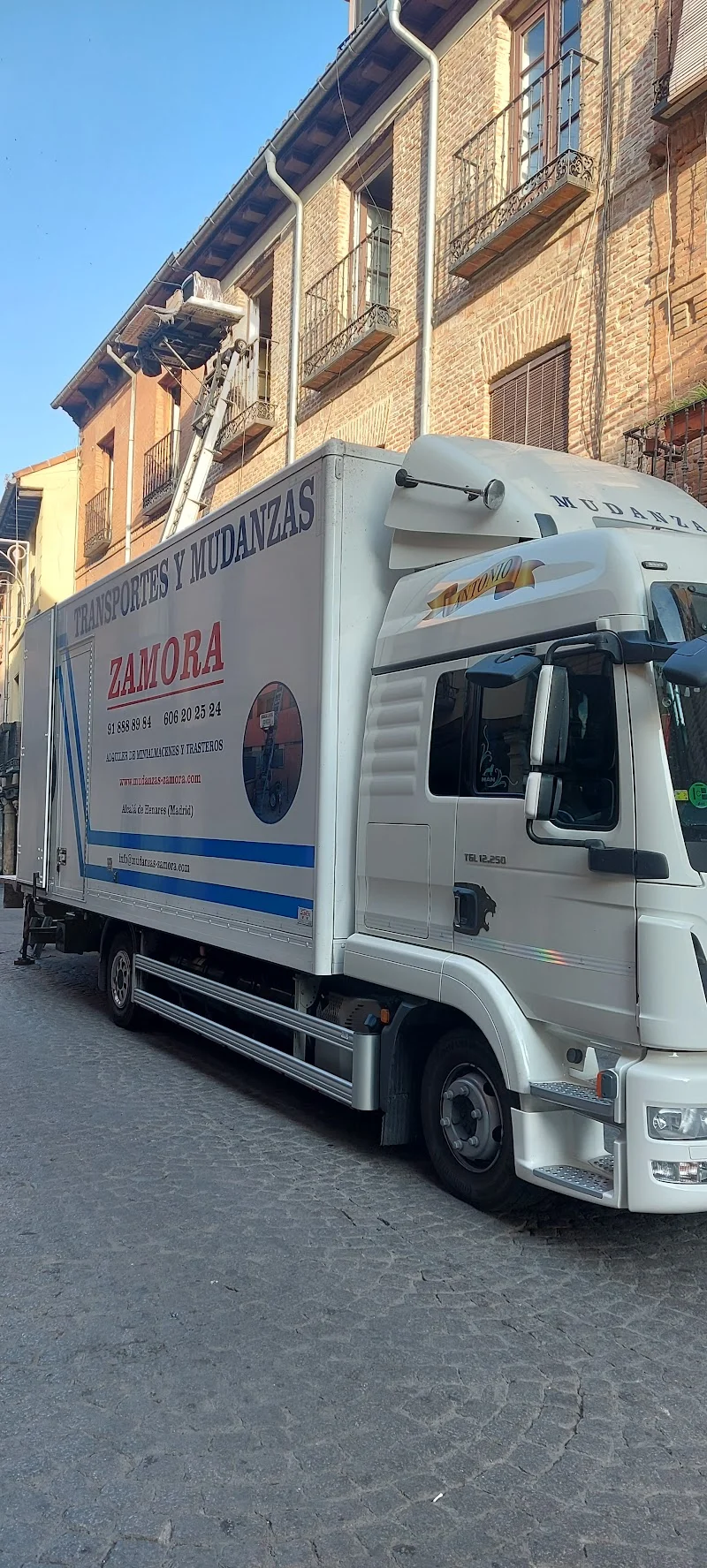 Mudanzas Zamora en C. Nuevo Baztán, 8, 28806 Alcalá de Henares, Madrid, España - Imagen 3