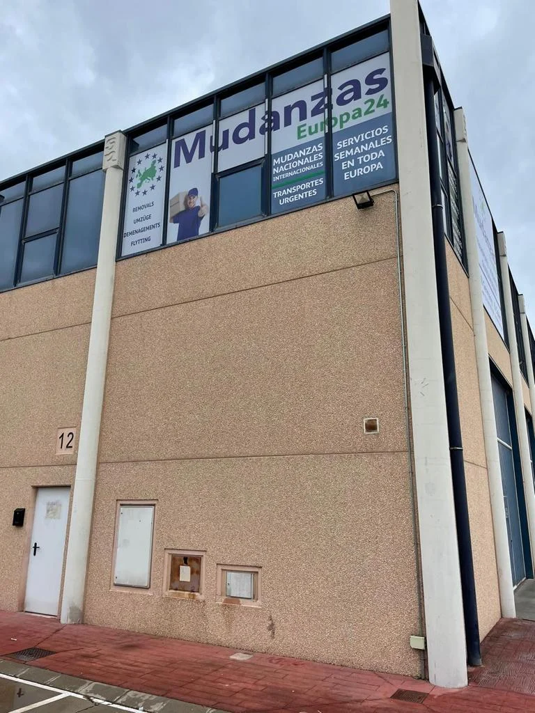 Mudanzas Europa 24 en C. Tales de Mileto, 15, nave 12, 28806 Alcalá de Henares, Madrid, España - Imagen 2