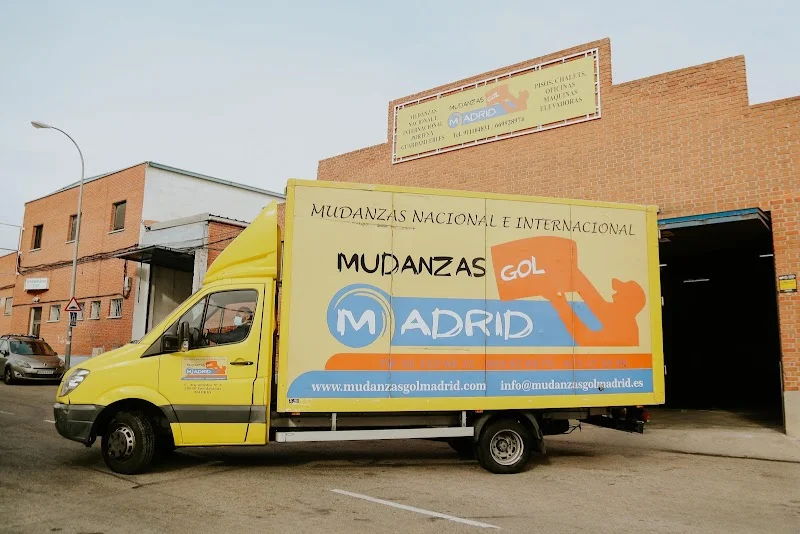 Mudanzas Gol Madrid S.L. en Pol. Ind. Codeín, C. Arquímedes, 4, 28946 Fuenlabrada, Madrid, España - Imagen 1