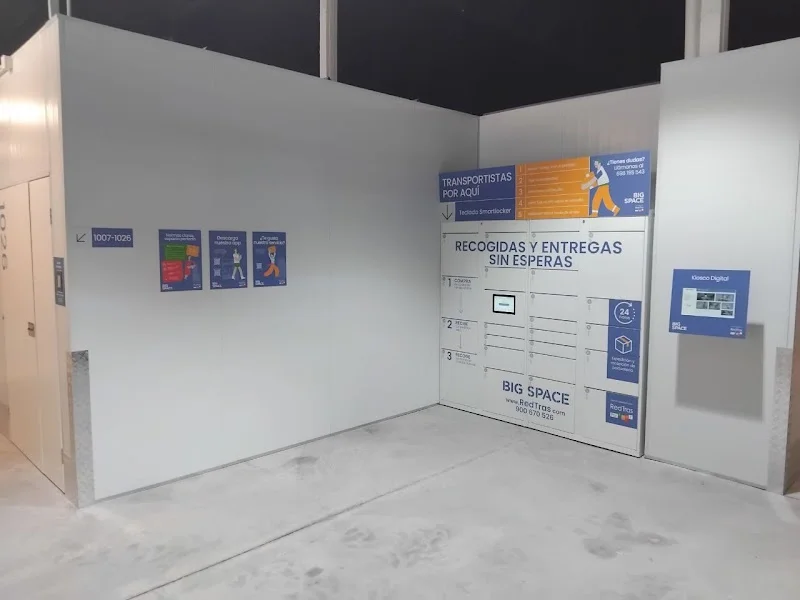 RedTras - Humanes de Madrid en Av. de Fuenlabrada, 96, 28970 Humanes de Madrid, Madrid, España - Imagen 4