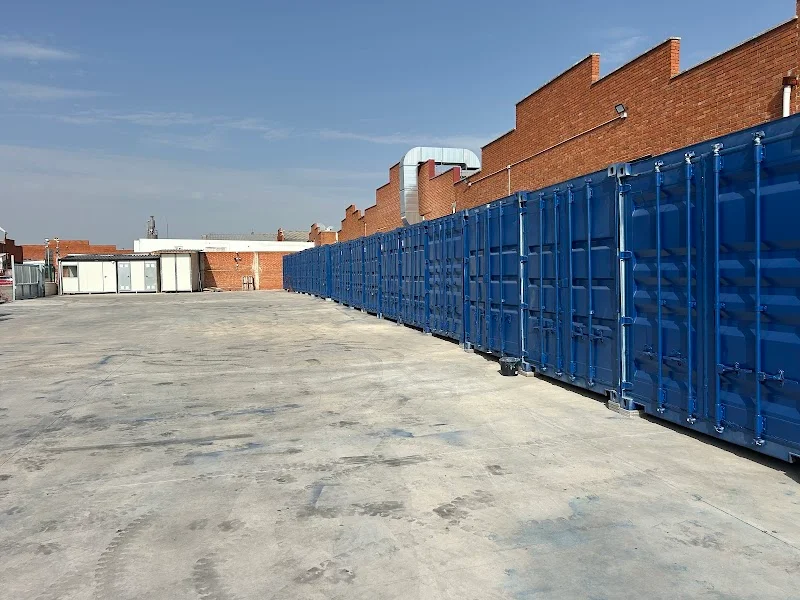 100 Trasteros en C. Andres Alvarez Caballero, 28, posterior, 28970 Humanes de Madrid, Madrid, España - Imagen 1