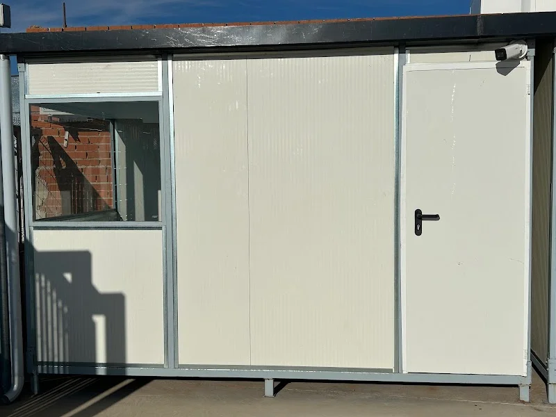 100 Trasteros en C. Andres Alvarez Caballero, 28, posterior, 28970 Humanes de Madrid, Madrid, España - Imagen 2