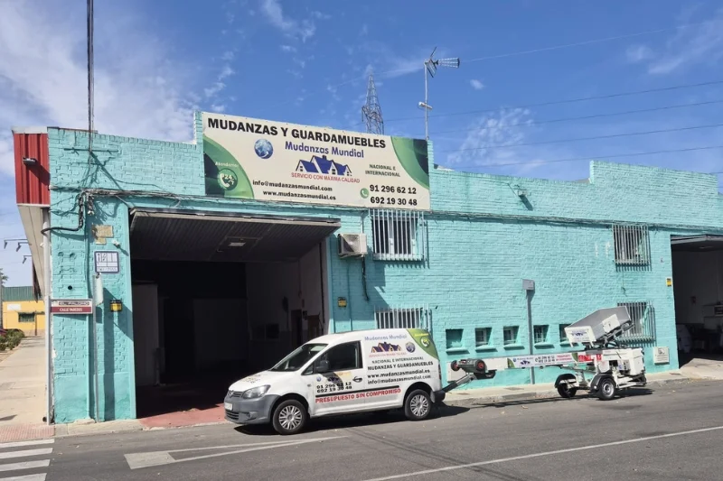 Mudanzas Mundial en C. de Paredes, 1, 28946 Fuenlabrada, Madrid, España - Imagen 2