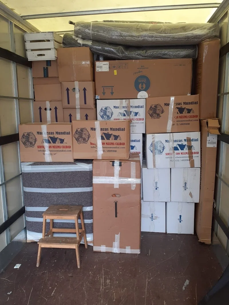 Mudanzas Mundial en C. de Paredes, 1, 28946 Fuenlabrada, Madrid, España - Imagen 4