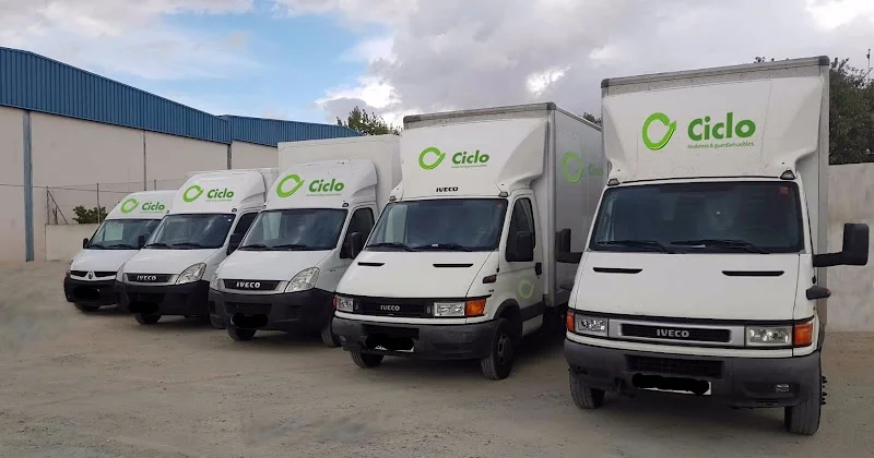 MUDANZAS CICLO, S.L. en Pl. de la Albufera, 3, 28945 Fuenlabrada, Madrid, España - Imagen 2