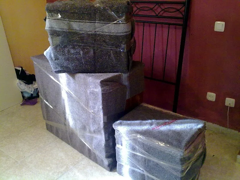 Mudanzas Olmedo en Urb. Parque Miraflores, 2, 28942 Fuenlabrada, Madrid, España - Imagen 1