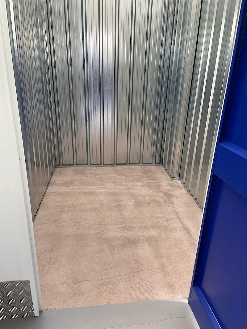 OhMyBox! Trasteros de alquiler: Leganés, Madrid en C. de Rey Pastor, 11, 28914 Leganés, Madrid, España - Imagen 3