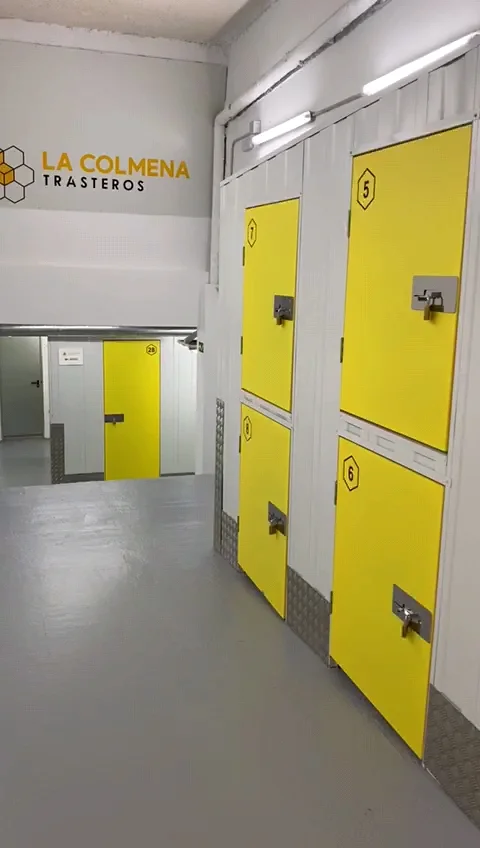 Ssolid Self Storage S.L. Construcción, fabricación, montaje, licencias de trasteros en C. de la Resina, 41, nave 1, Villaverde, 28021 Madrid, España - Imagen 5