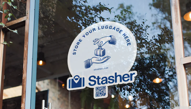 Stasher Luggage Storage - Getafe en Av. Juan de la Cierva, 53, 28902 Getafe, Madrid, España - Imagen 2