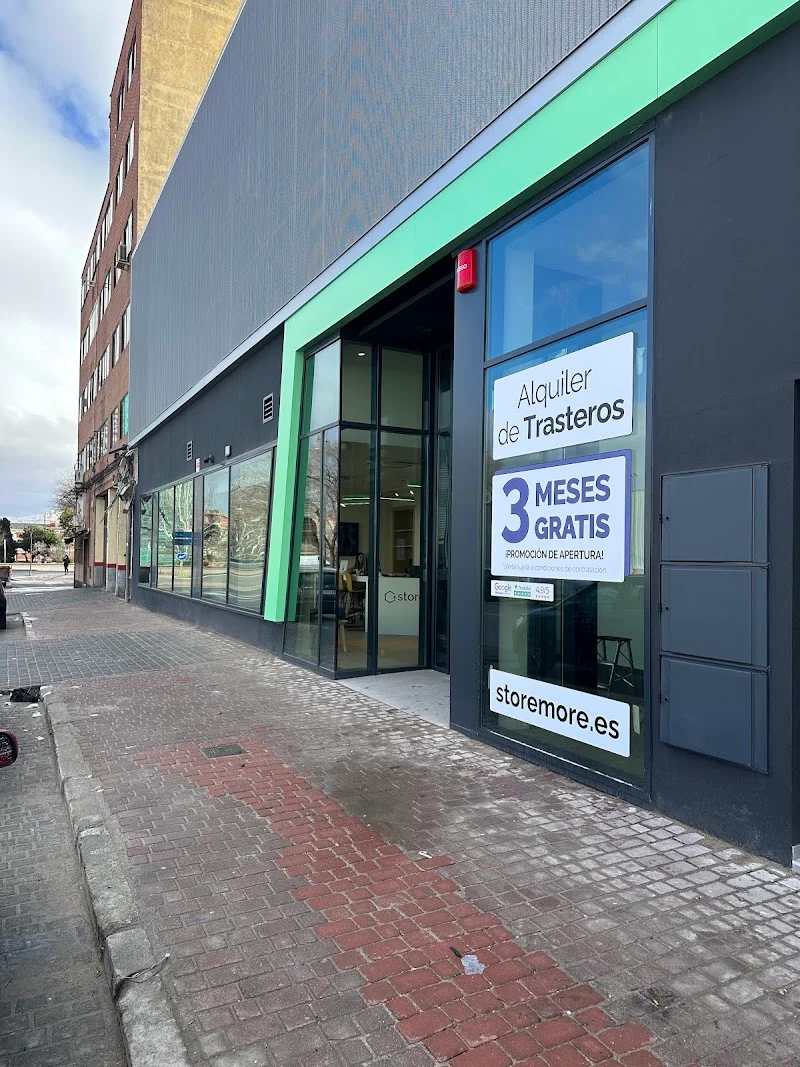 Storemore Villaverde - Alquiler de trasteros en Calle de S. Dalmacio, 7, Villaverde, 28021 Madrid, España - Imagen 5