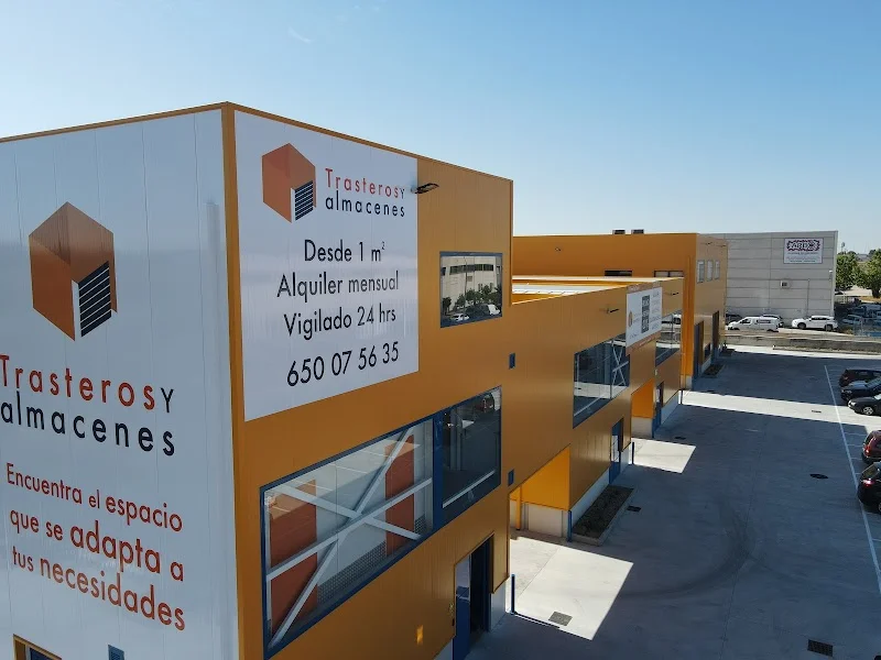 Trasteros y Almacenes Madrid en C. San Erasmo, 25, Villaverde, 28021 Madrid, España - Imagen 1