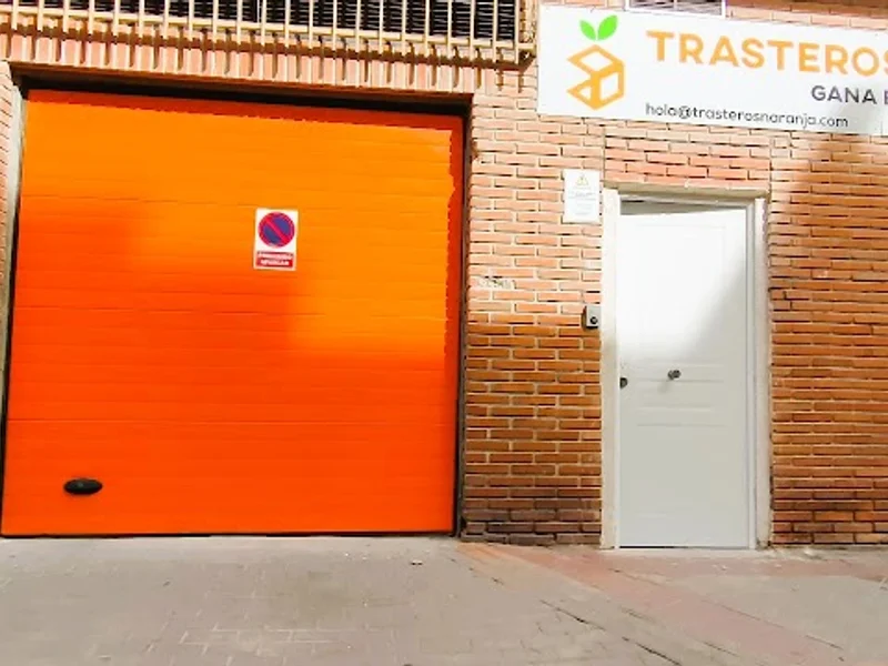 Trasteros Naranja Carabanchel Abrantes en C. de Francisco Paíno, 11, Carabanchel, 28025 Madrid, España - Imagen 1