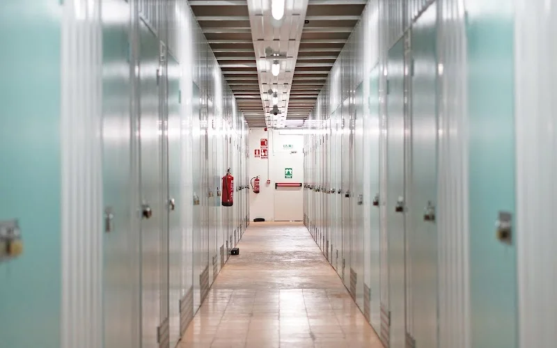 Trasteros La Amuebladora en Av. Real de Pinto, 132, Villaverde, 28021 Madrid, España - Imagen 2