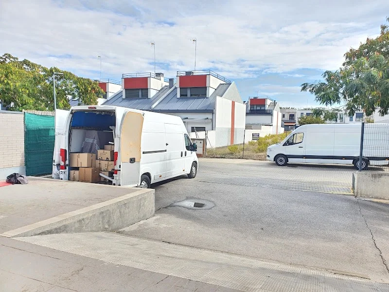 Mudanzas Fast Portes en C. Leganés, 55, 28904 Getafe, Madrid, España - Imagen 1