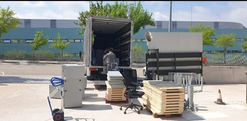 Mudanzas Fast Portes en C. Leganés, 55, 28904 Getafe, Madrid, España - Imagen 2