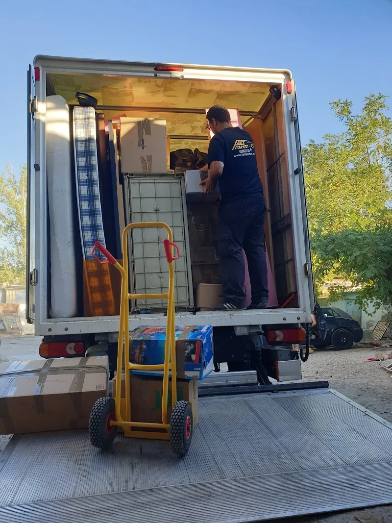 Mudanzas Fast Portes en C. Leganés, 55, 28904 Getafe, Madrid, España - Imagen 5