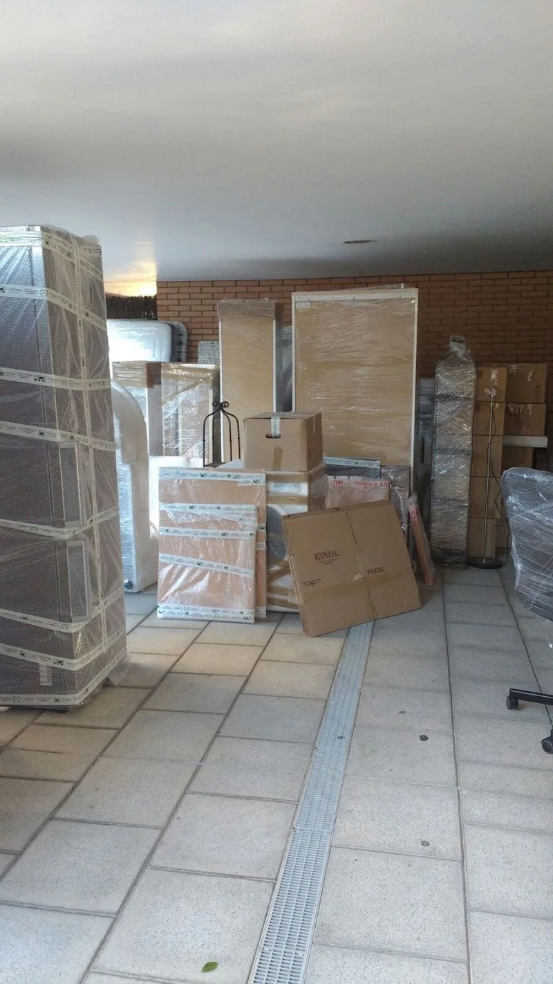 MUDANZAS ULISES en Av. Juan Carlos I, 80, 28916 Getafe, Madrid, España - Imagen 4