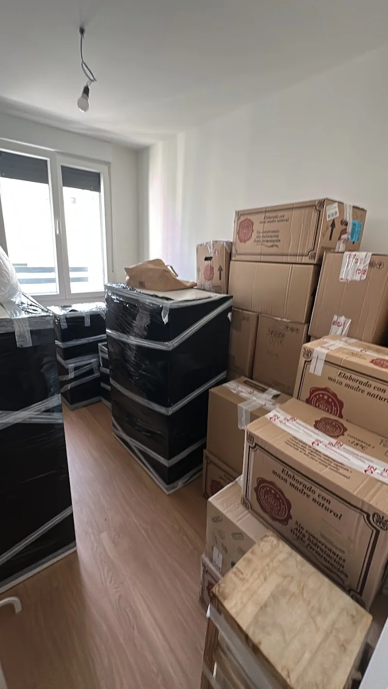 masportes en C. Leoncio Rojas, 28901 Getafe, Madrid, España - Imagen 2