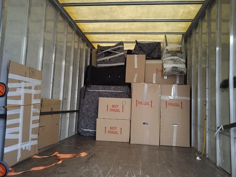 Mudanzas Jtrans y guardamuebles en C. de Ocaña, 7, Latina, 28047 Madrid, España - Imagen 1