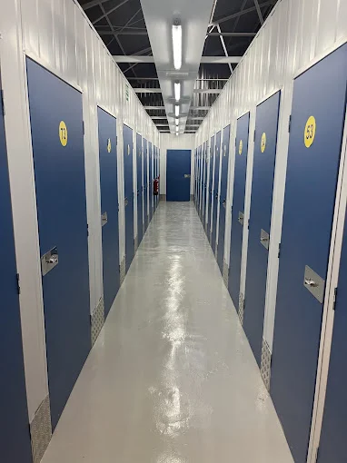 Trasteros3aguas en Av. San Martín de Valdeiglesias, km 2, 200 Nave 5 Posterior, 28922 Alcorcón, Madrid, España - Imagen 2