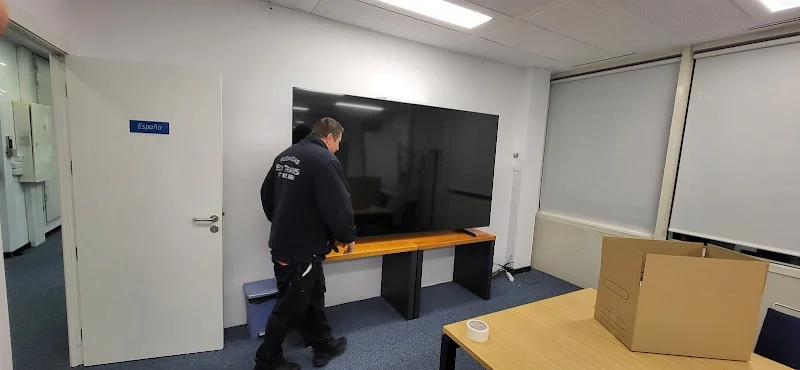 Mudanzas EdyTrans Mudanzas en Madrid en C. de Londres, 62, 28850 Torrejón de Ardoz, Madrid, España - Imagen 4