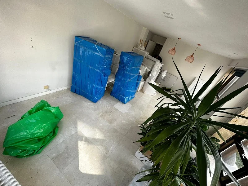 Mudanzas Amira, S.L. en C. Industria, 23, 28864 Ajalvir, Madrid, España - Imagen 4