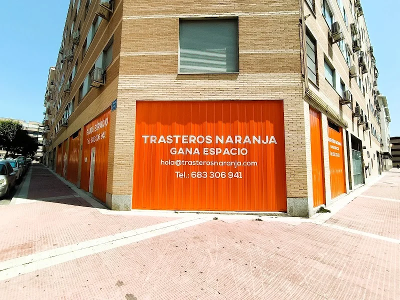 Trasteros Naranja Parla en C. la Presa, 2, 28981 Parla, Madrid, España - Imagen 1