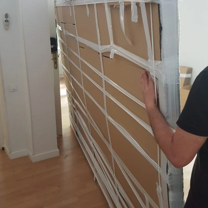 Mudanzas Iris en C. Alfonso XIII, 11, 28982 Parla, Madrid, España - Imagen 2