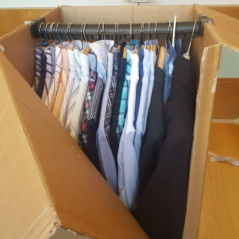 Mudanzas Iris en C. Alfonso XIII, 11, 28982 Parla, Madrid, España - Imagen 3